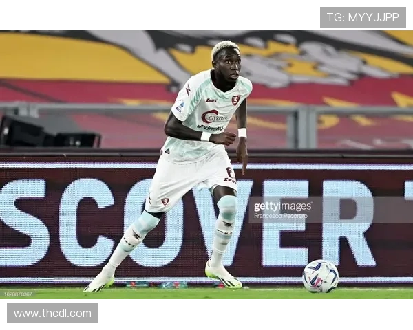 萨勒尼塔纳连遭打击球员食物中毒＋球迷骚乱，球队已降级至意丙界别